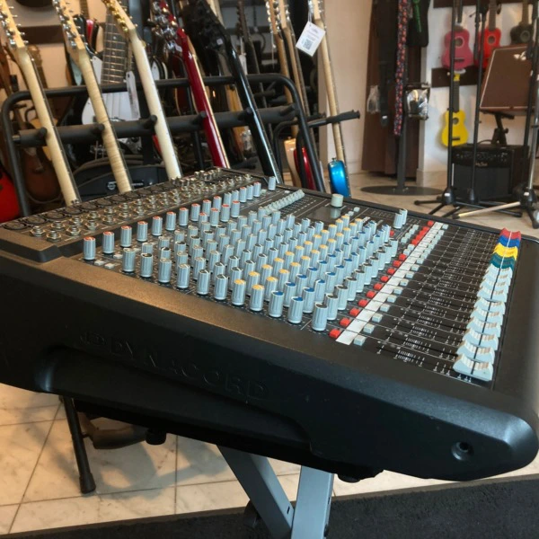 alege mixer dynacord cms-1000/3 la mana doua e-music.ro