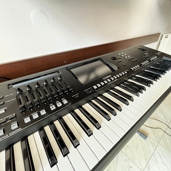 clapa-yamaha-genos-1-b-stock-cu-garantie-e-music.ro-1