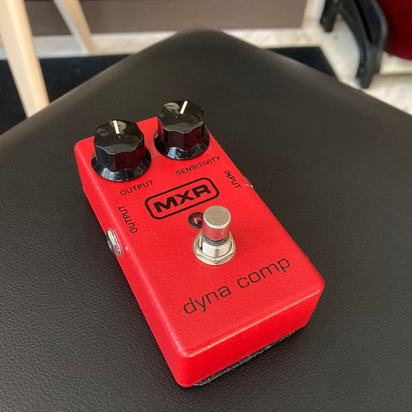 mxr dyna comp pedala chitara compressor second hand e-music.ro